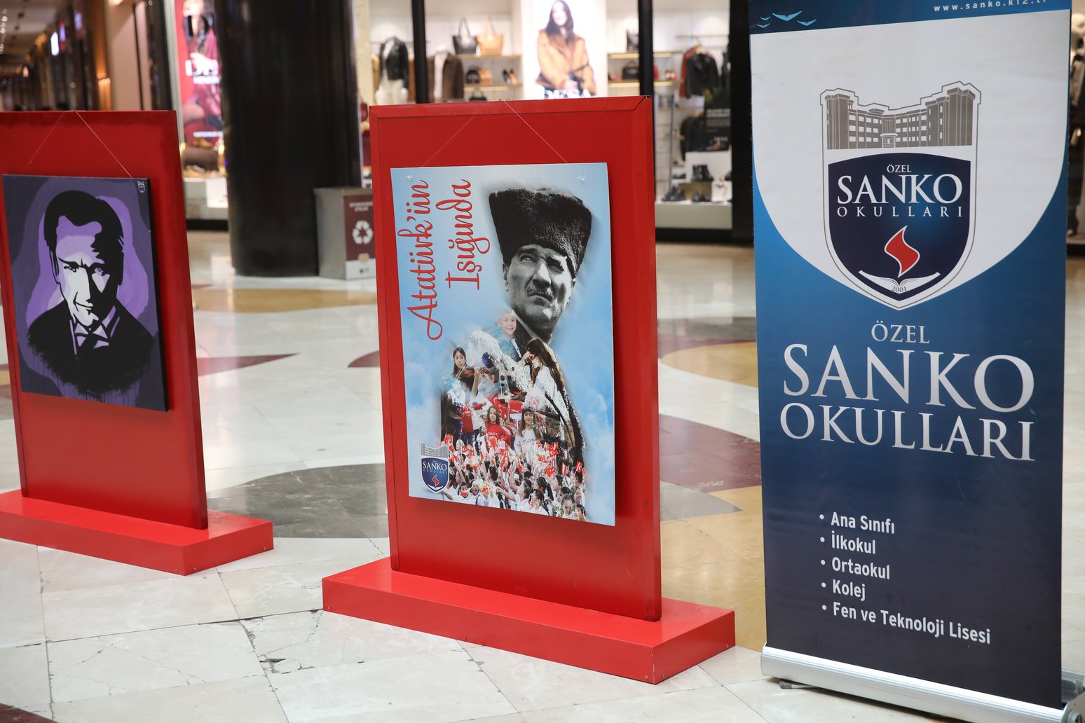 Sanko Okullari Öğrenci̇leri̇ Atatürk’ün Işiğinda Resi̇m Sergi̇si̇ Açti (4)