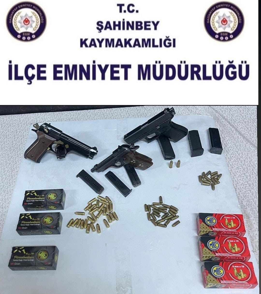 Yasaklı Madde Ve Kaçak Silah Yakalandı (2)