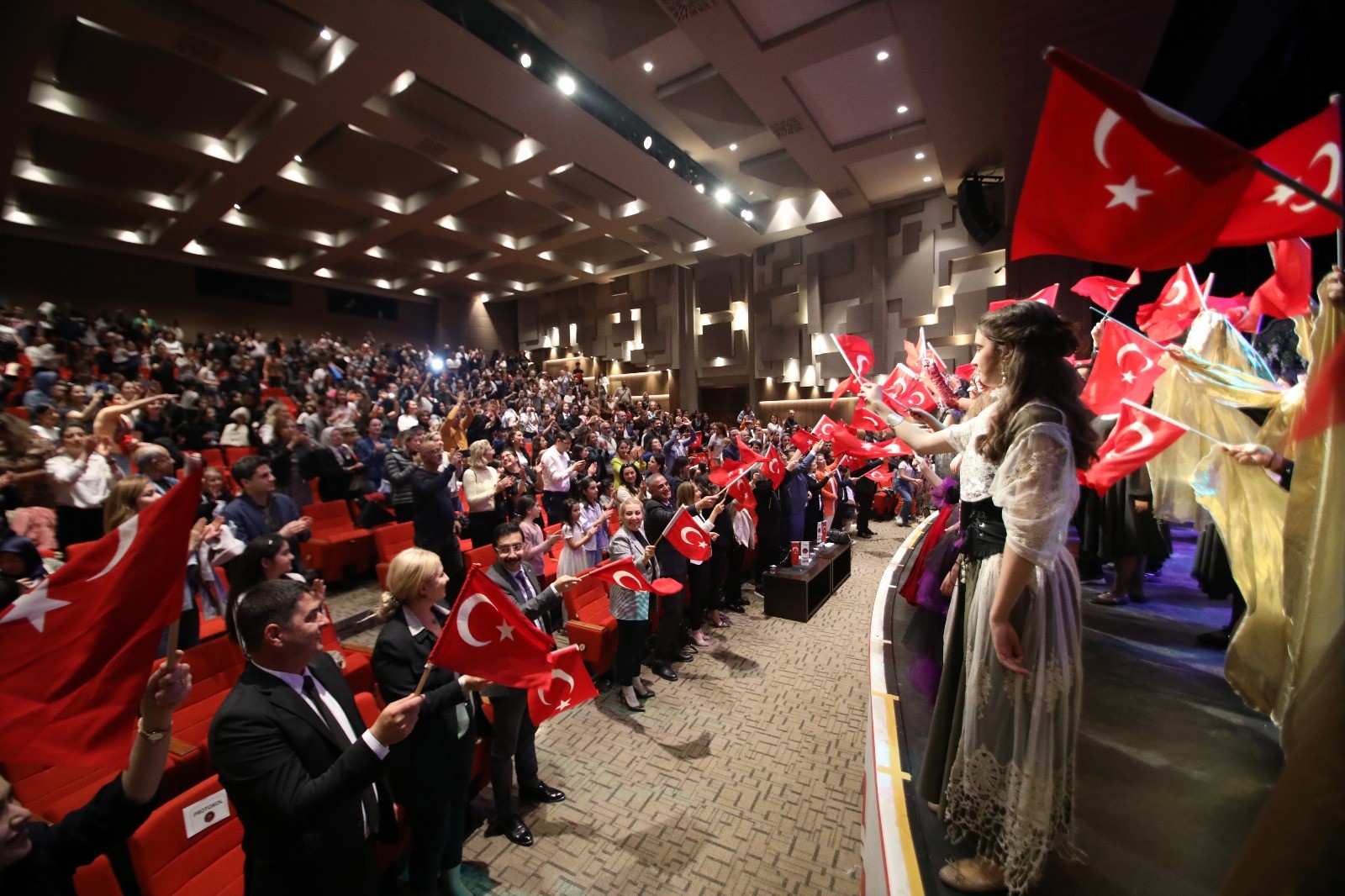 Gkv’liler 'Bir Shakespeare Rüyası'performansı (4)