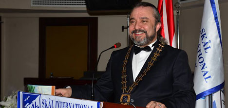 Erkan Özsavaş 1