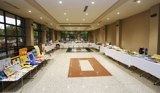 Gaün Çocuk Geli̇şi̇mi̇ Öğrenci̇leri̇nden Sergi̇ Ve Ti̇yatro Etki̇nli̇ği̇ (4)