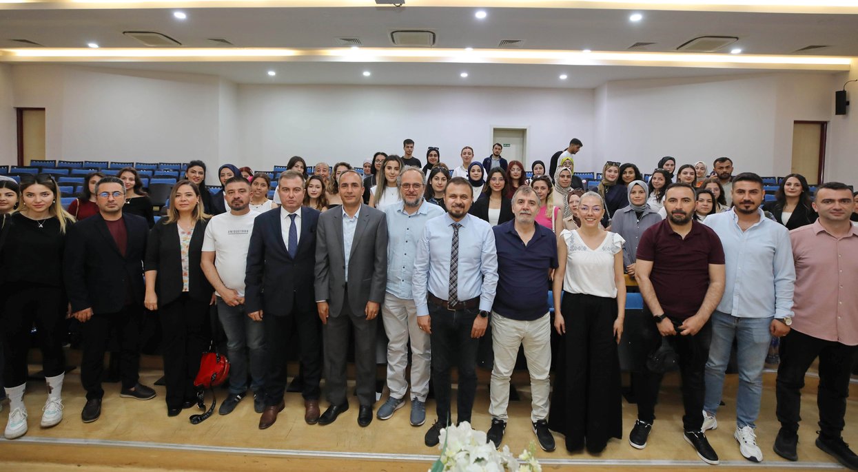 Gaün’de “Ajans Haberci̇li̇ği̇” Etki̇nli̇ği̇ Düzenlendi̇ 9