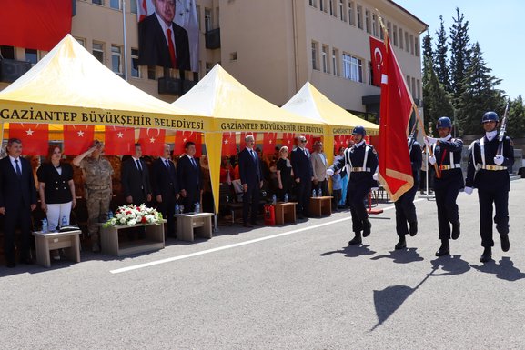 Y E M İ N1