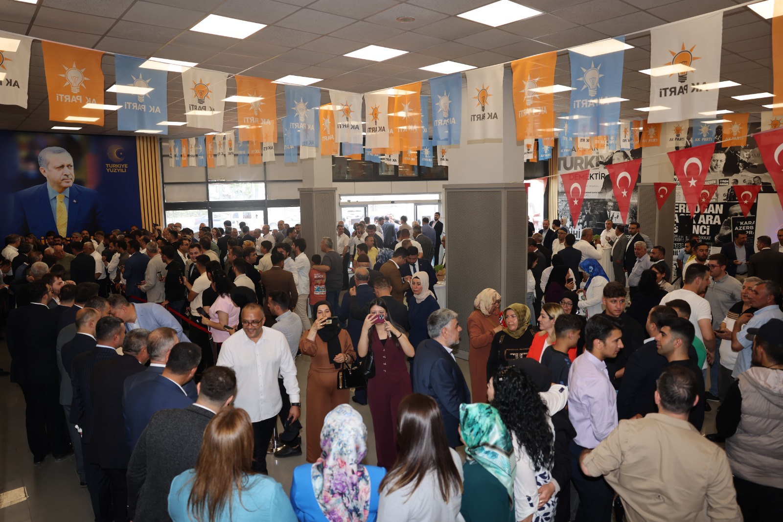 Ak Parti̇ Bayramlaşma (1)
