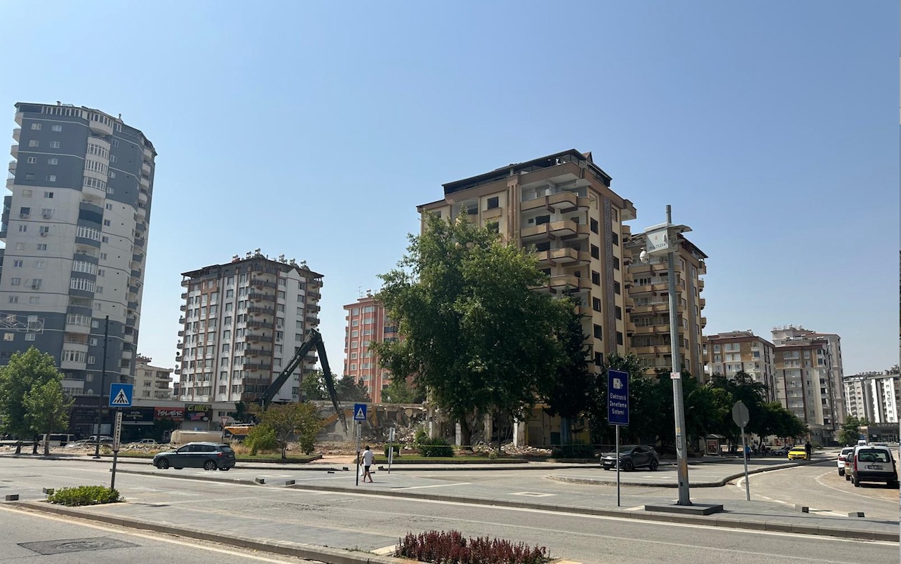 Bu Nasıl Yıkım (1)