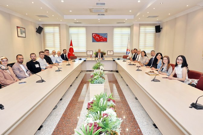 Gaün Pdr Li̇sans Programina 5 Yillik Akredi̇tasyon 5