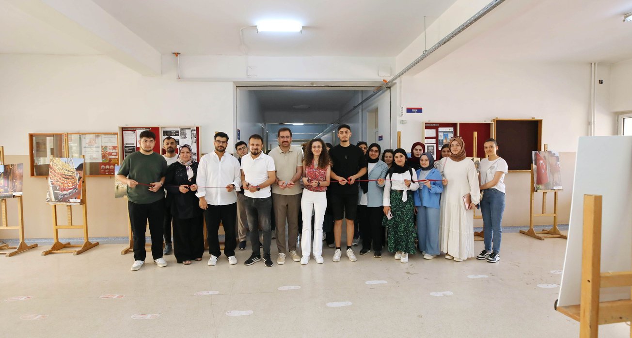 Gaün’de Fotoğraf Sergi̇si̇ 1