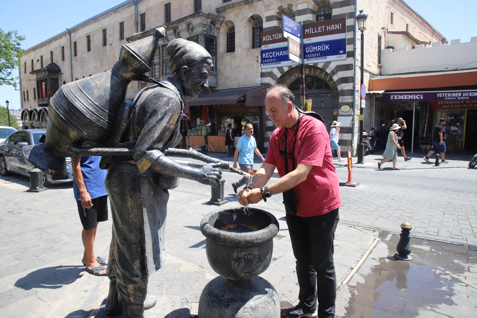 Gaziantep Sıcaktan Bunalan Vatandaş (5)