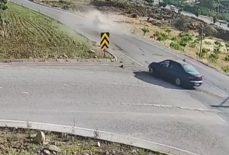 Kırmızı Işık Ihlali Kaza (2)