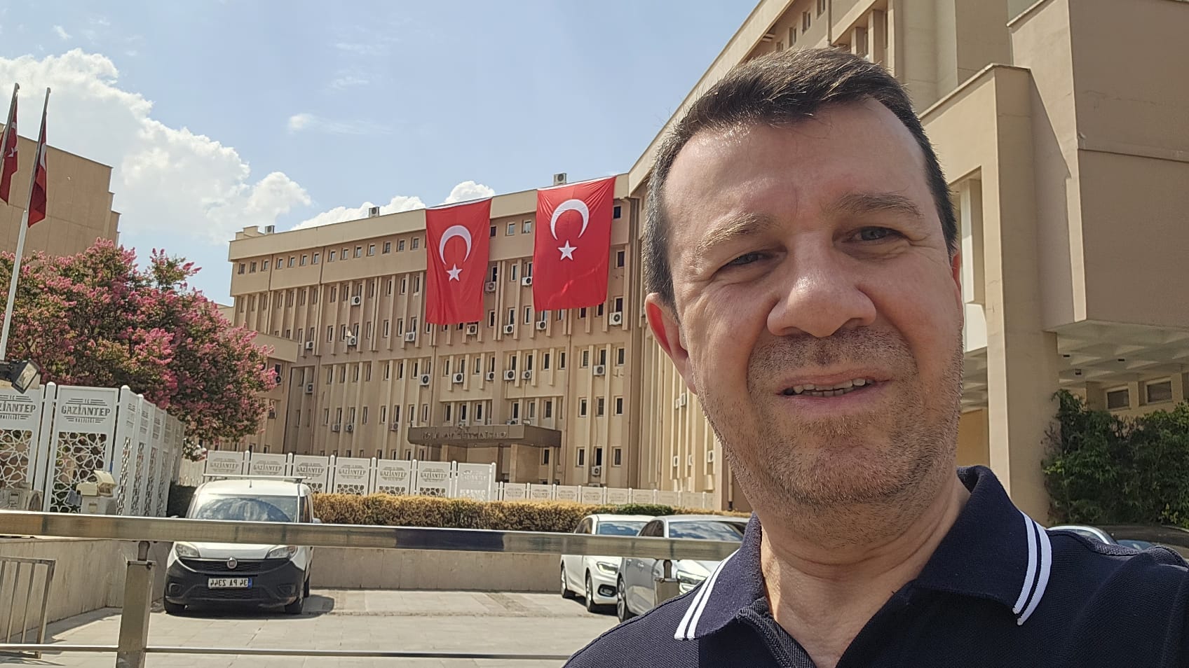 Atatürk’süz Milli Bayrama Tepki Yağdı (6)