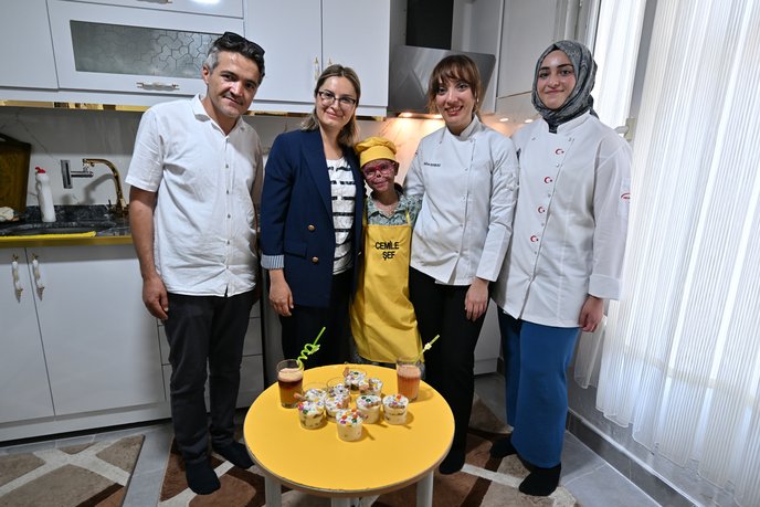 Şef A A 20250711 38531966 38531948 G U N E S E H A S R E T K U C U K C E M I L E N I N A S C I L I K H A Y A L I G E R C E K L E S T I R I L D I