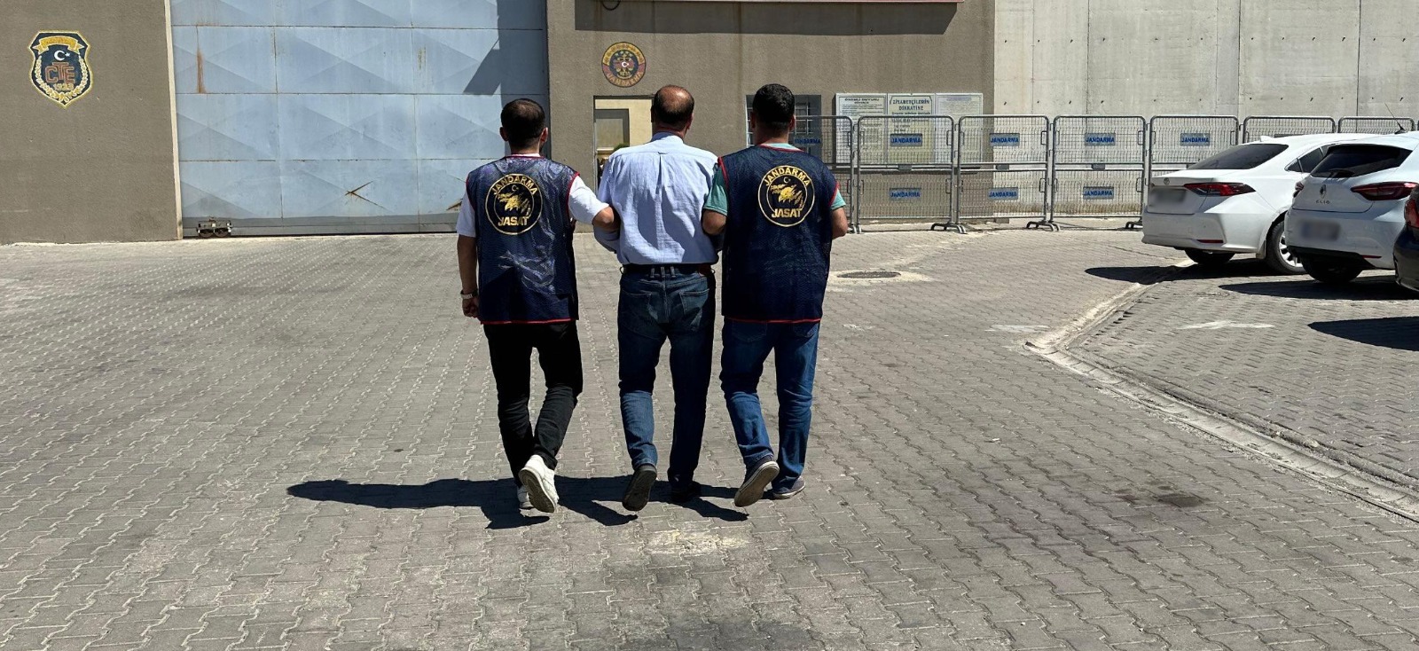 Zanlı886E9C7F E797 4C88 950A B192F1Aba7A2