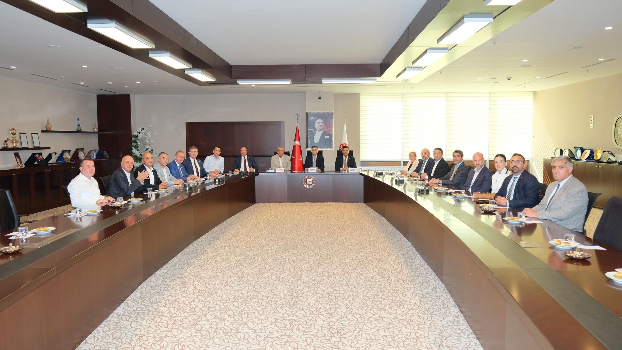 Chp Işi Sıkı Tutuyor (3)