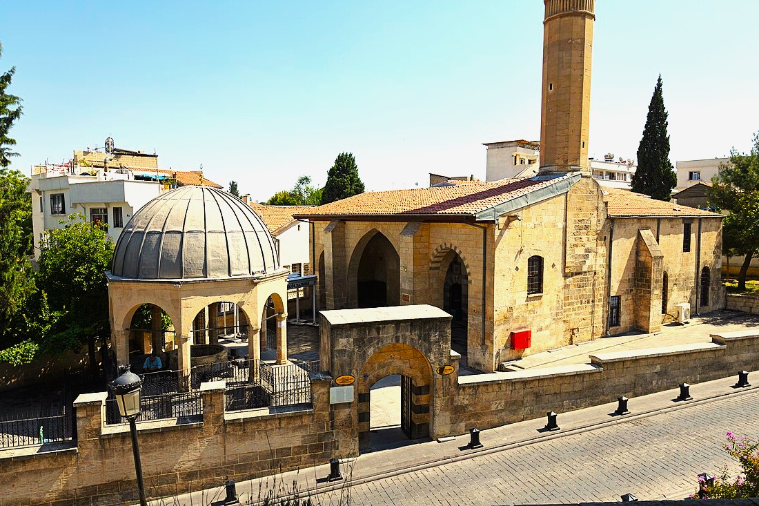 Şirvan Camii