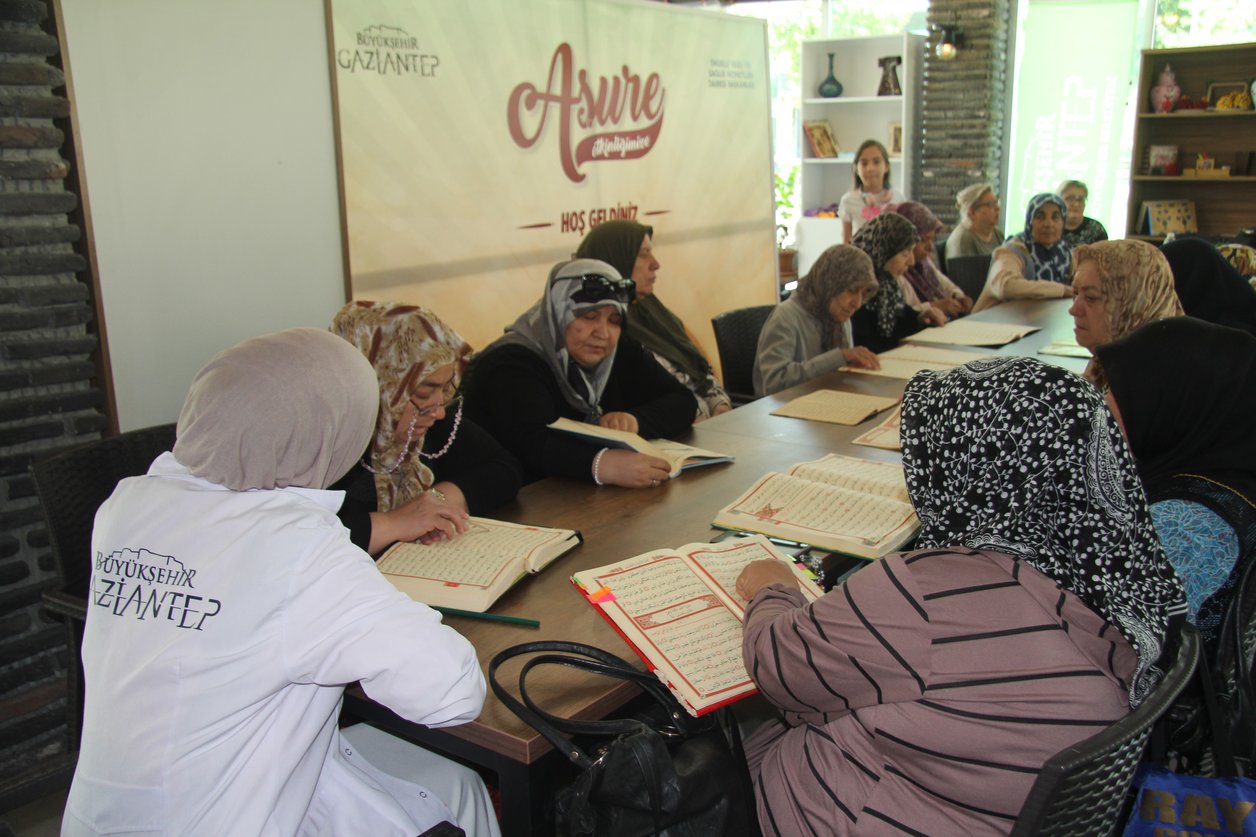Yaşlı (1)