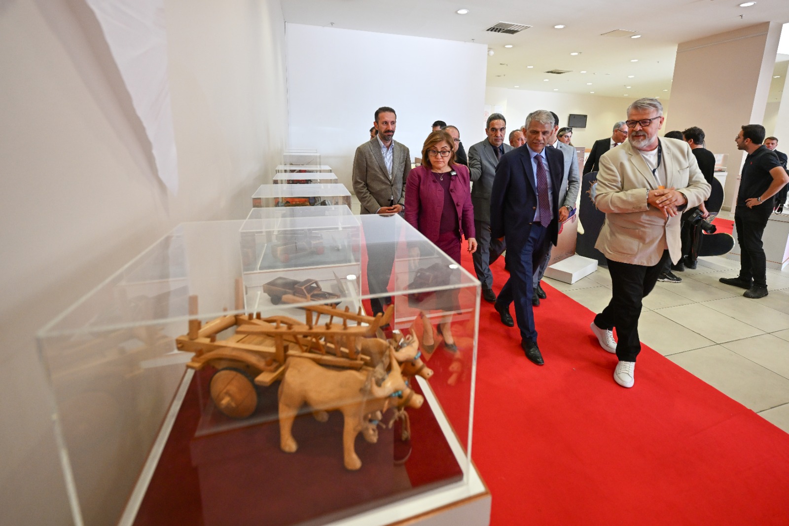 Bakan Yardımcısı (1)