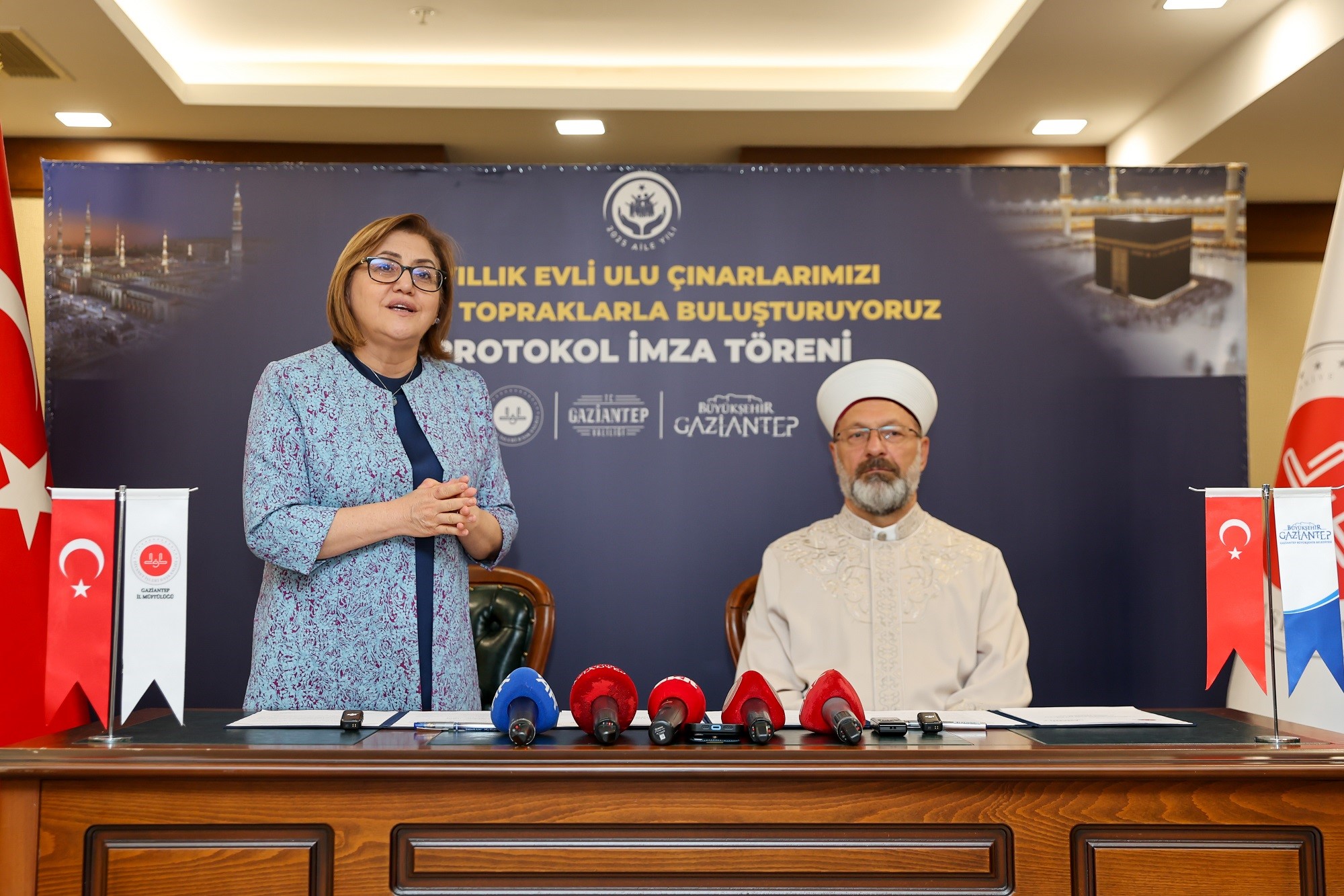 Büyükşehir’in Umre Projesinde İlk 300 Şanslı Çift Belirlendi (3)