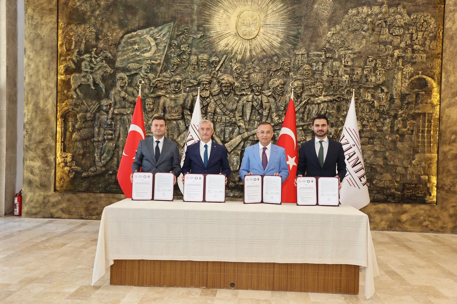 Gaziantepte Geleceğin Futbolcularına Destek (1)