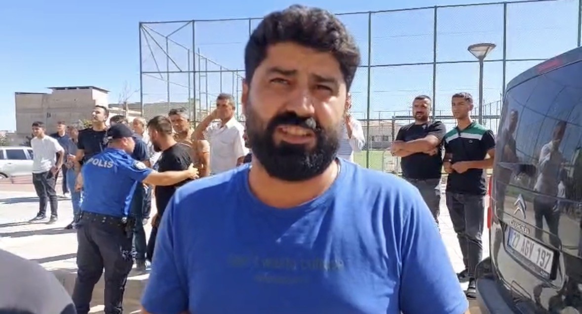 Gaziantep’te İşçiler İsyan Etti! İnşaatın Çatısına Çıktılar (1)
