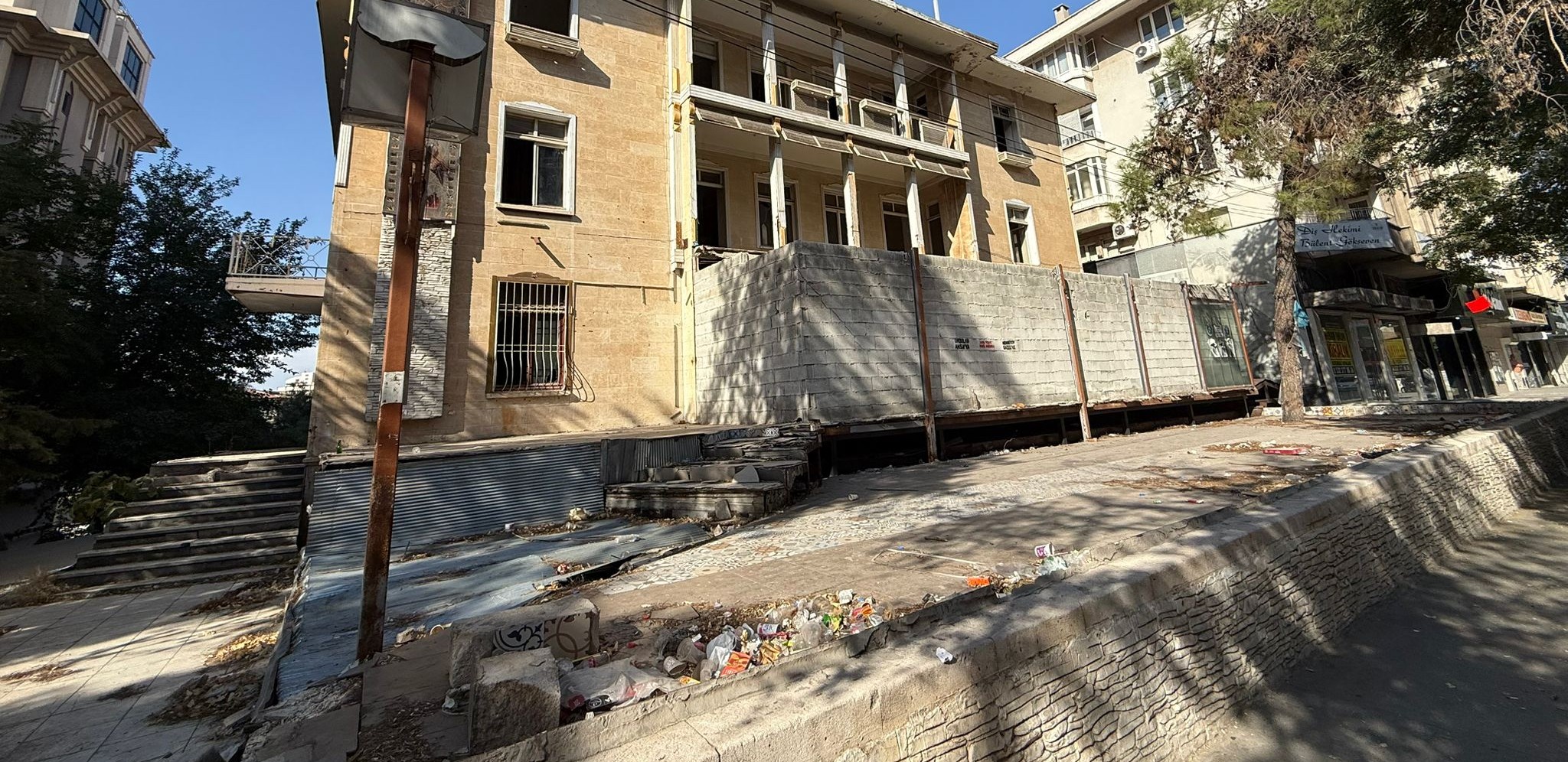 Gaziantep’te O Binaya Şikâyet Yağıyor! (3)