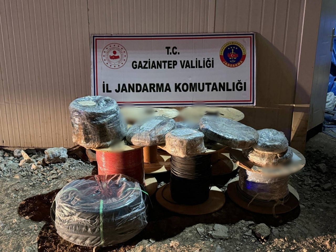Hırsızlık (3)