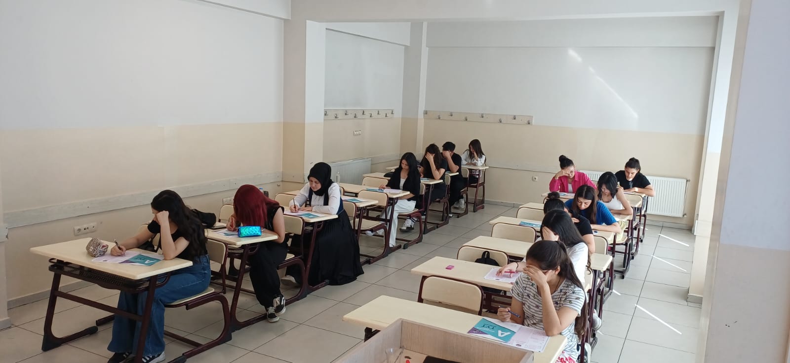 Şahinbey Belediyesi, gençlerin eğitim hayatına destek olmaya devam ediyor.