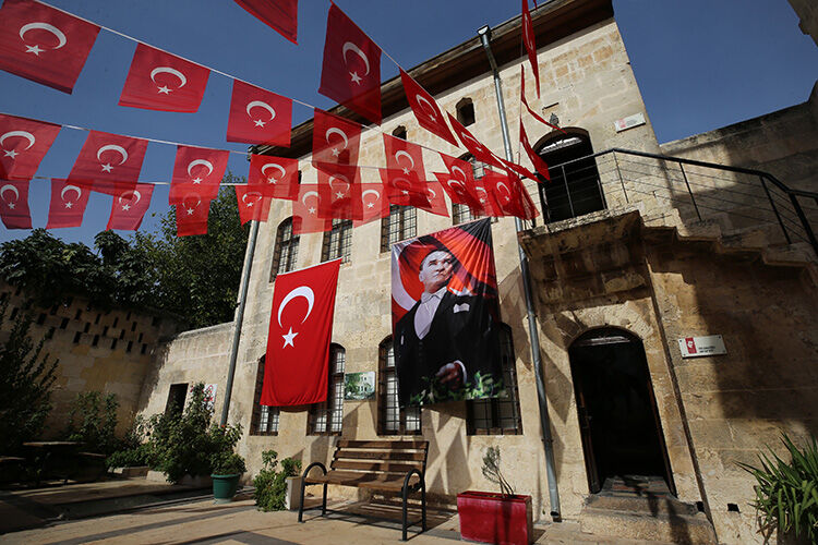 Atatürk-6
