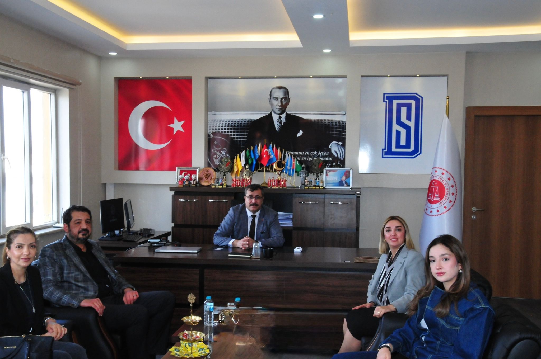 Dünya Kız Çocukları Günü'nde Anlamlı Eğitim Desteği (3)