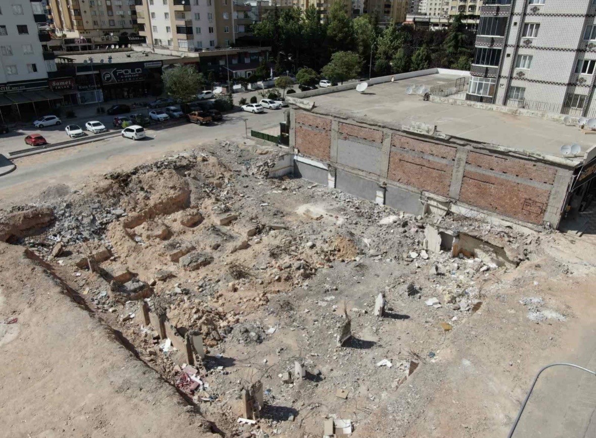Emre Apartmanı 1 (2)