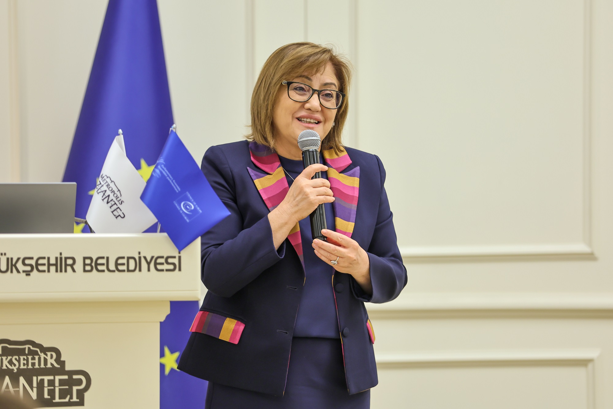 Fatma Şahin (2)-8