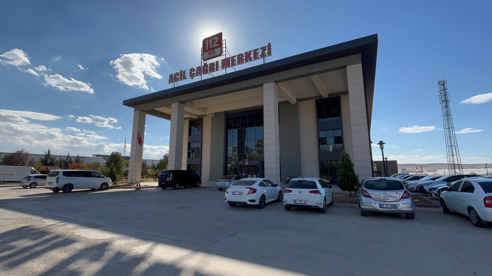 Pes Dedi̇rten Çağrilar (4)
