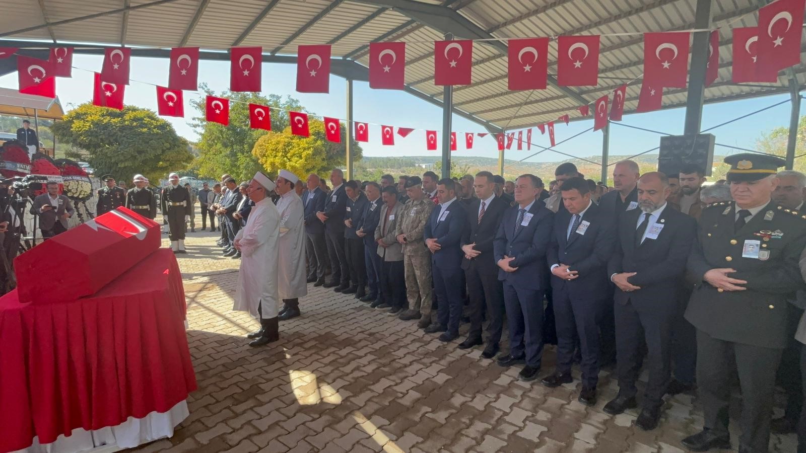 Şehit Piyade Son Yolculuğuna Uğurlandı (3)