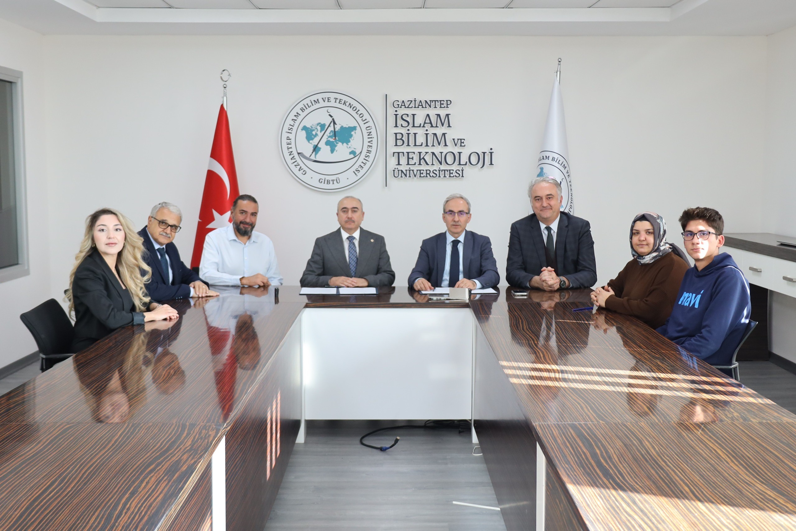 Gi̇btü Ile Gto (1)