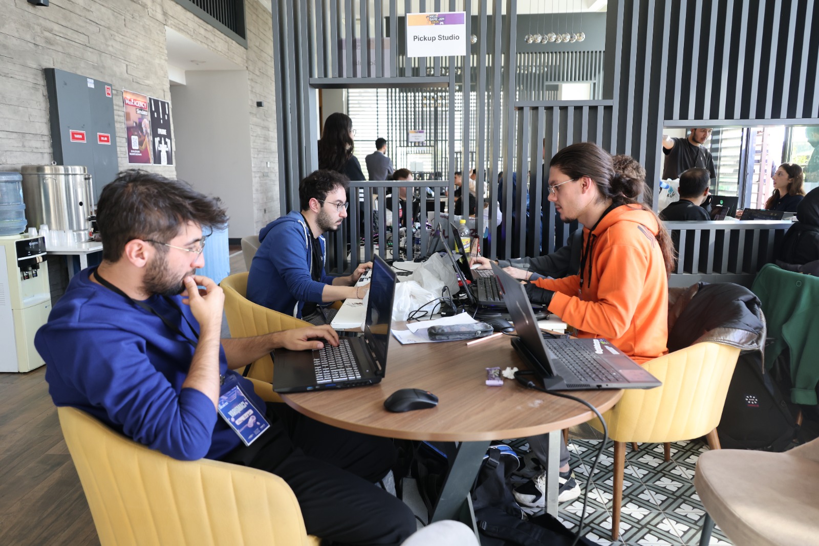 Hkü Oyun Kurucusu (3)