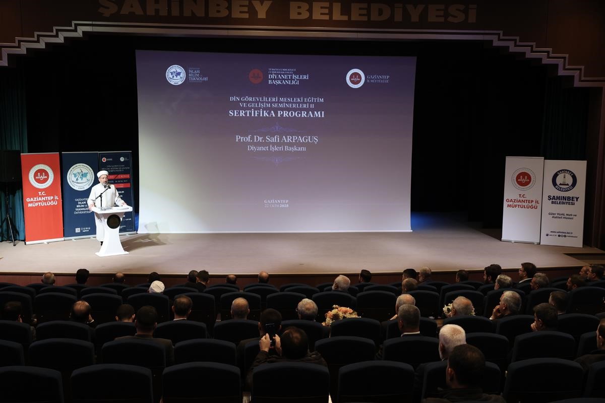 Müftülük İş Birliğinde Din Görevlilerine Eğitim Desteği (2)