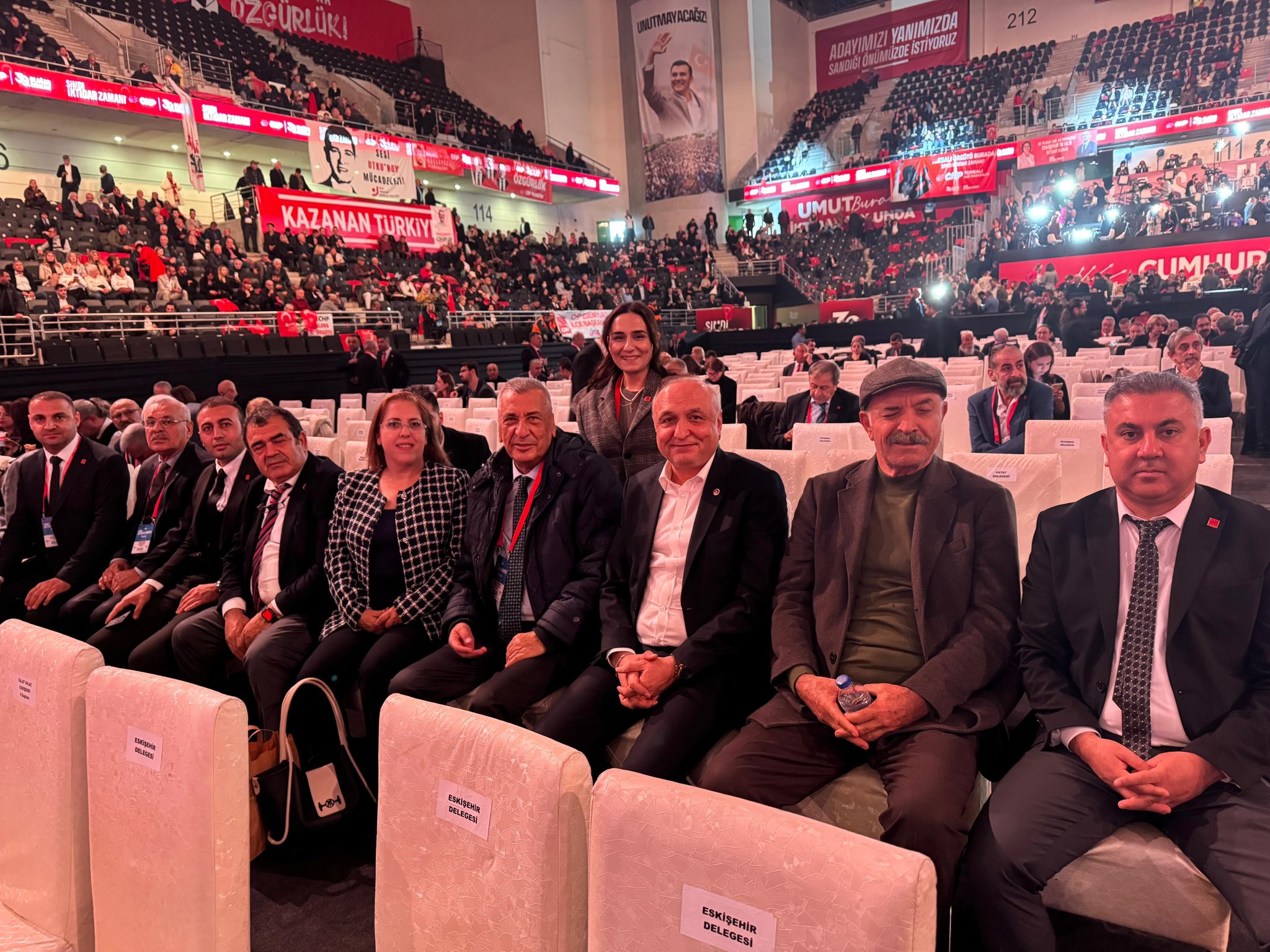 Kongrenin Yankısı Sürüyor (2)