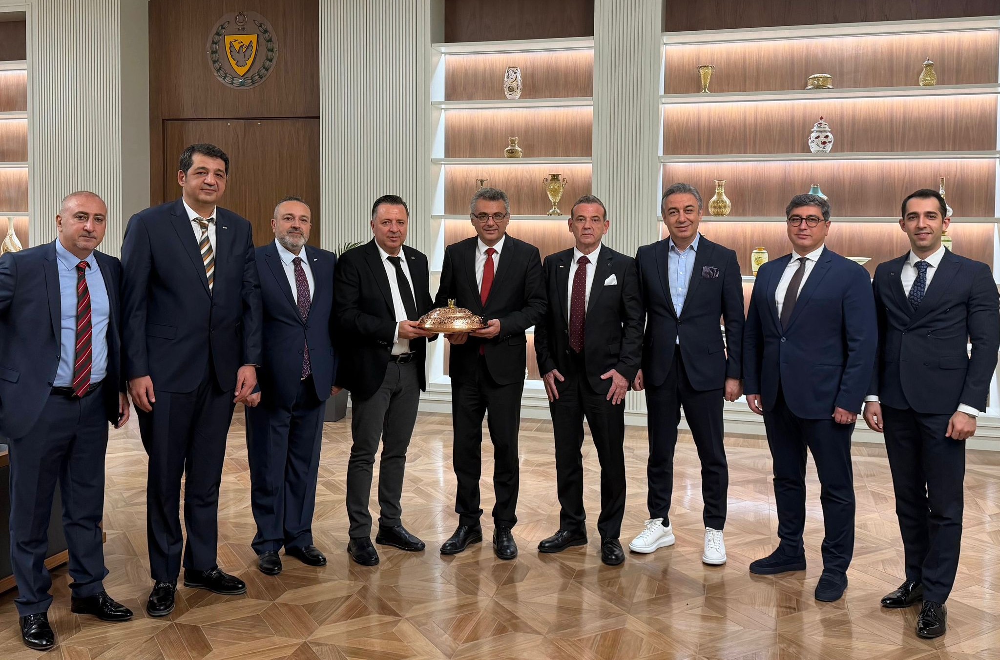 Tüccarlar Kulübü (2)-1