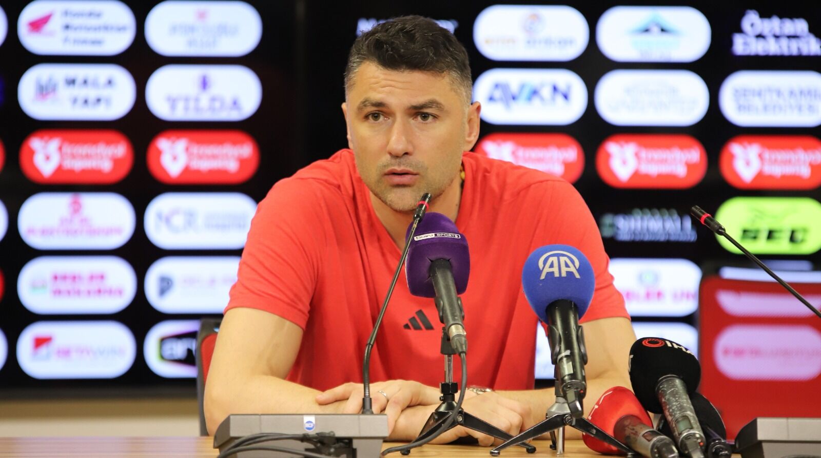 Burak Yılmaz’ın açıklamaları yeniden gündemde