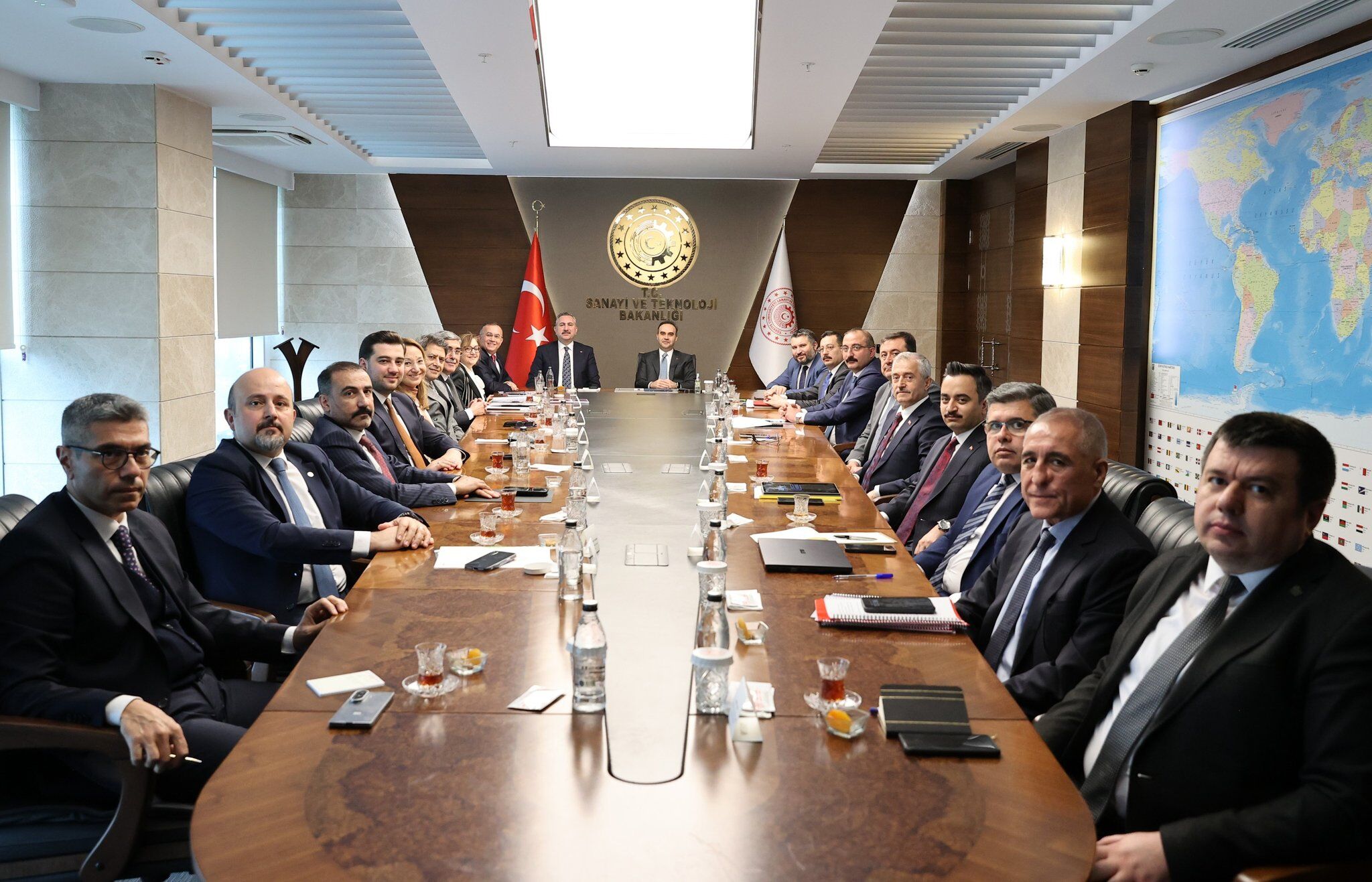 İş Dünyası Destek Bekliyor (3)