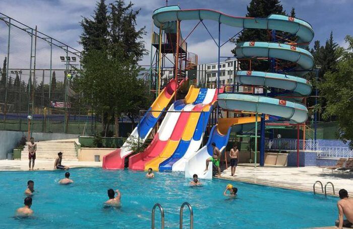 Vatandaşlar Havuz Ve Tatil Tesislerine Akın Ediyor3