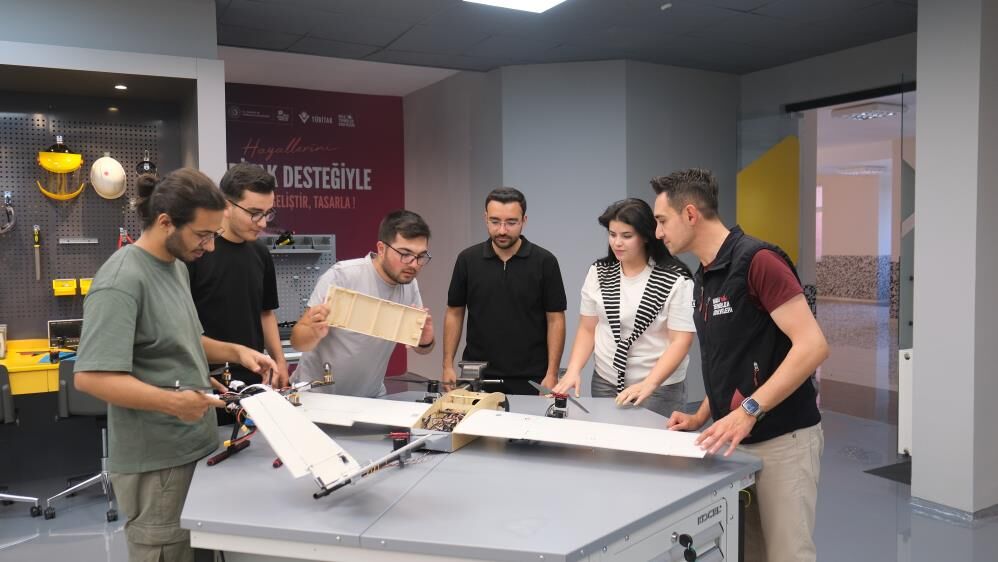 Gençler Savunma Teknolojileri Geliştiriyor