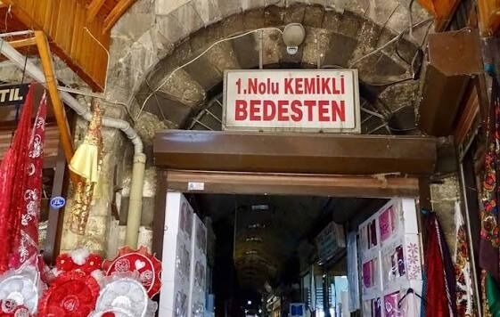 Gaziantep’te Yan Yana İki Bedesten