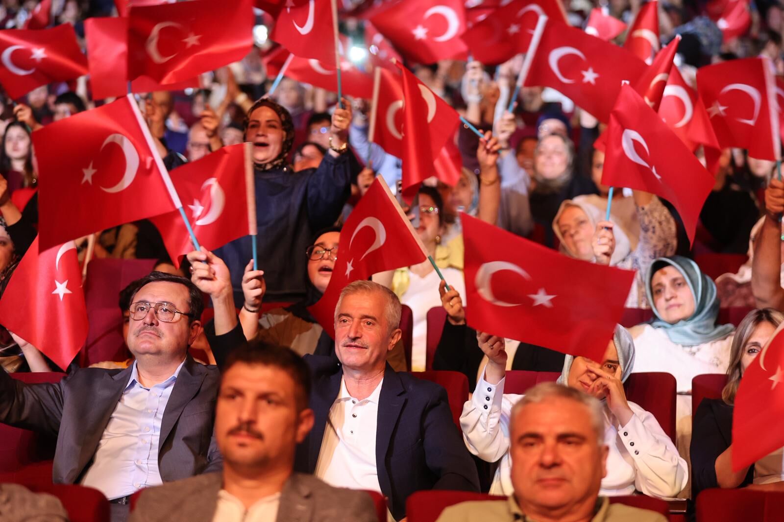 Uğur Işilak (2).Jpg