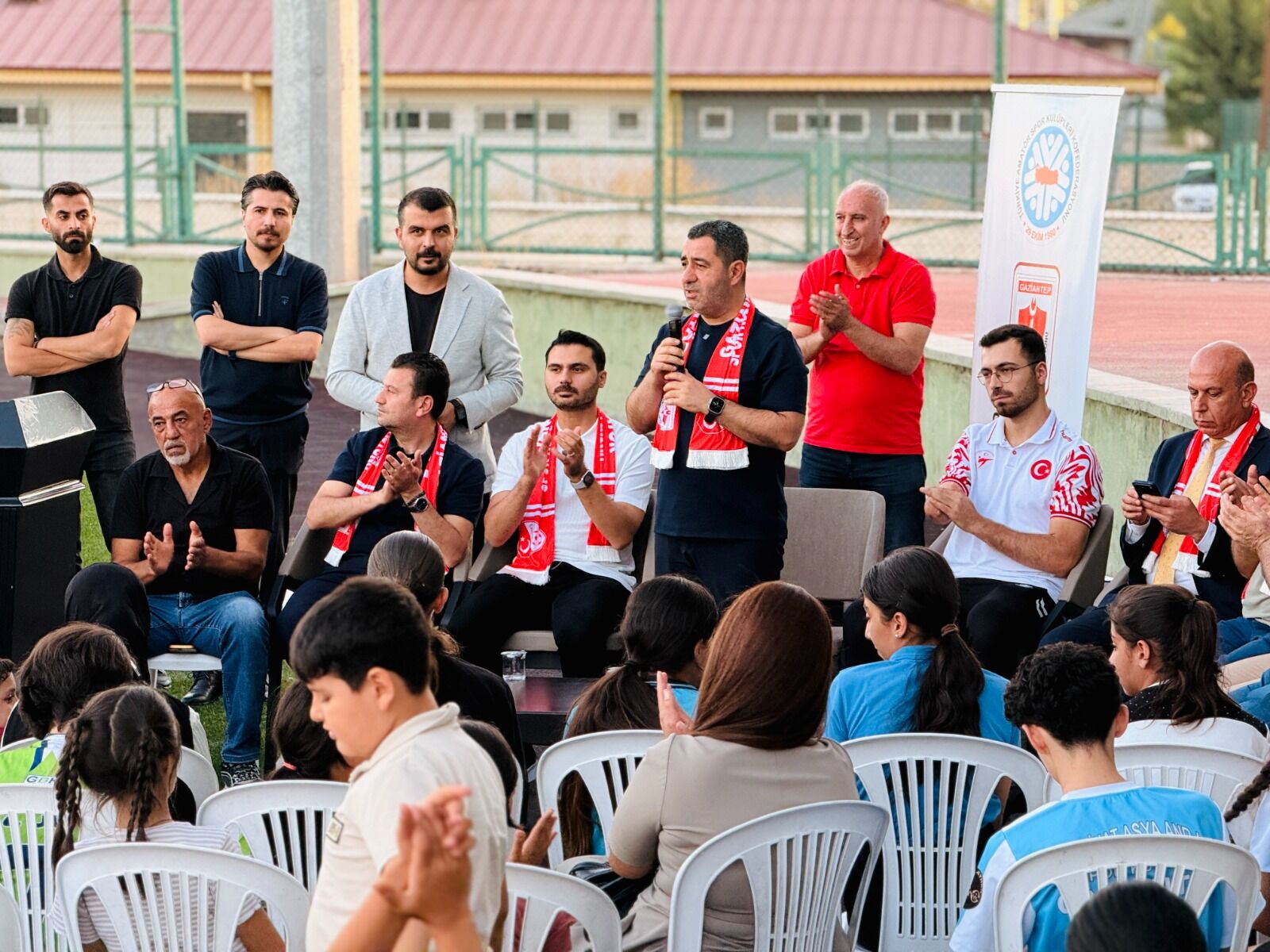 Gaziantep sporunun sorunları masaya yatırıldı