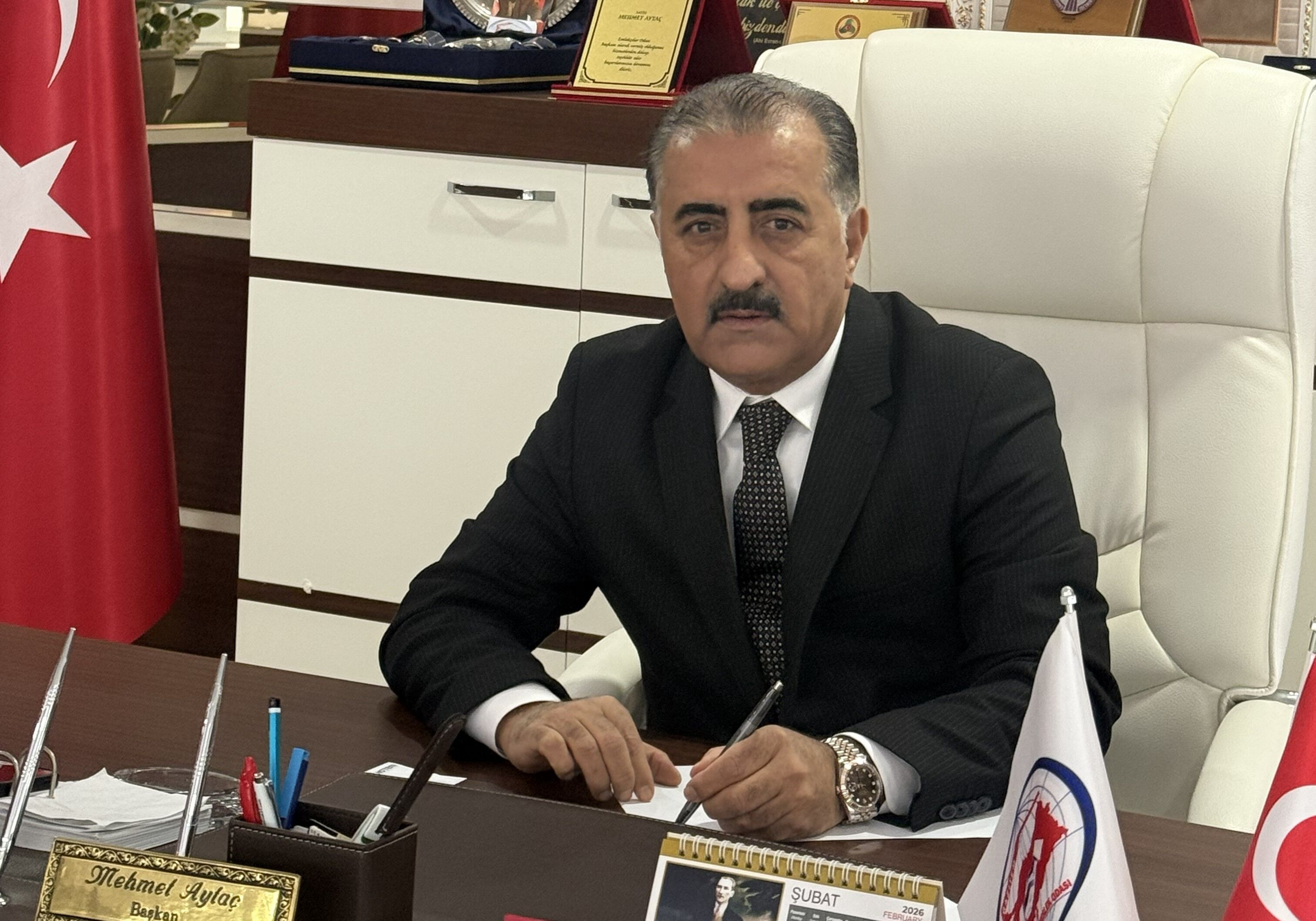 Manşet Mehmet Aytaç