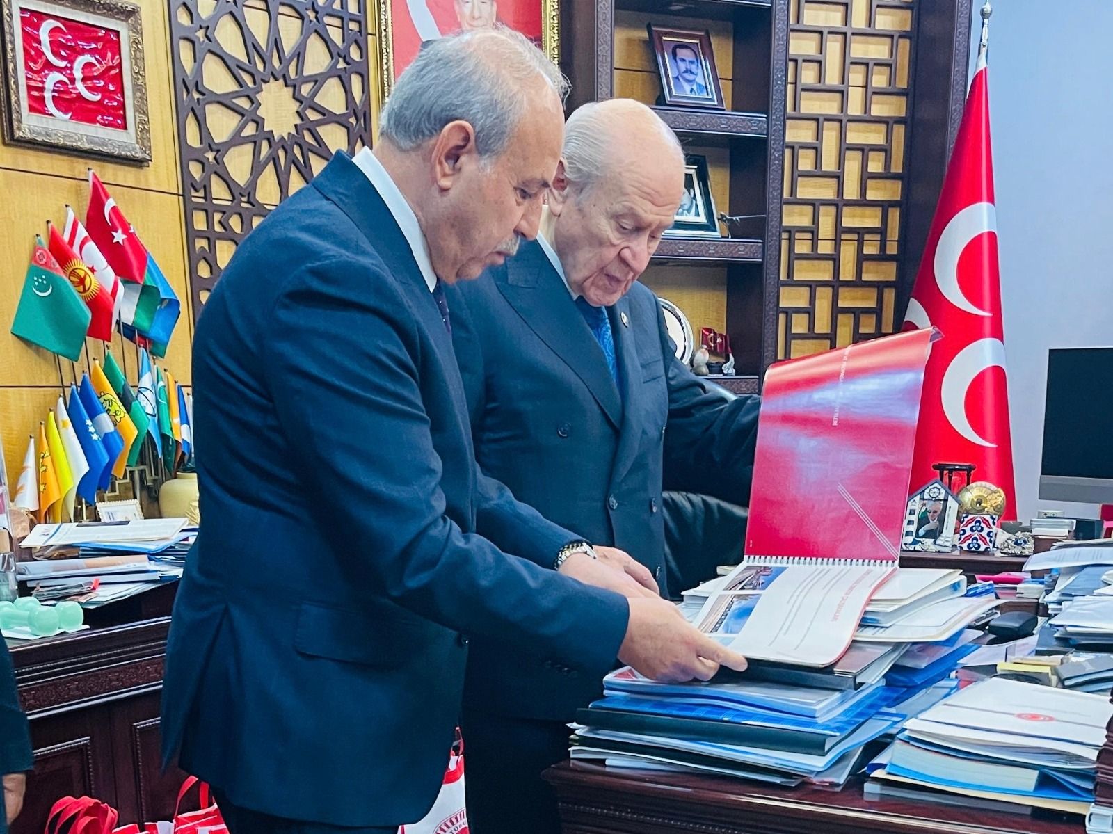 Bahçeli Ziyaret (1)
