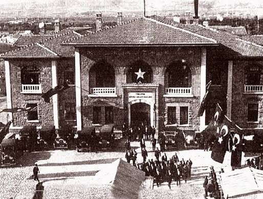 Cumhuri̇yet (2)-1