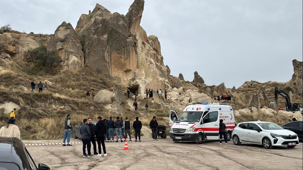 Nevşehir Göreme'de Peribacası Çöktü