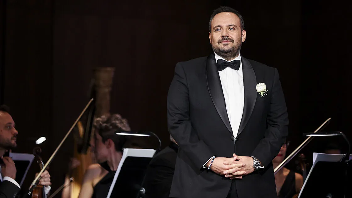 Tenor Murat Karahan