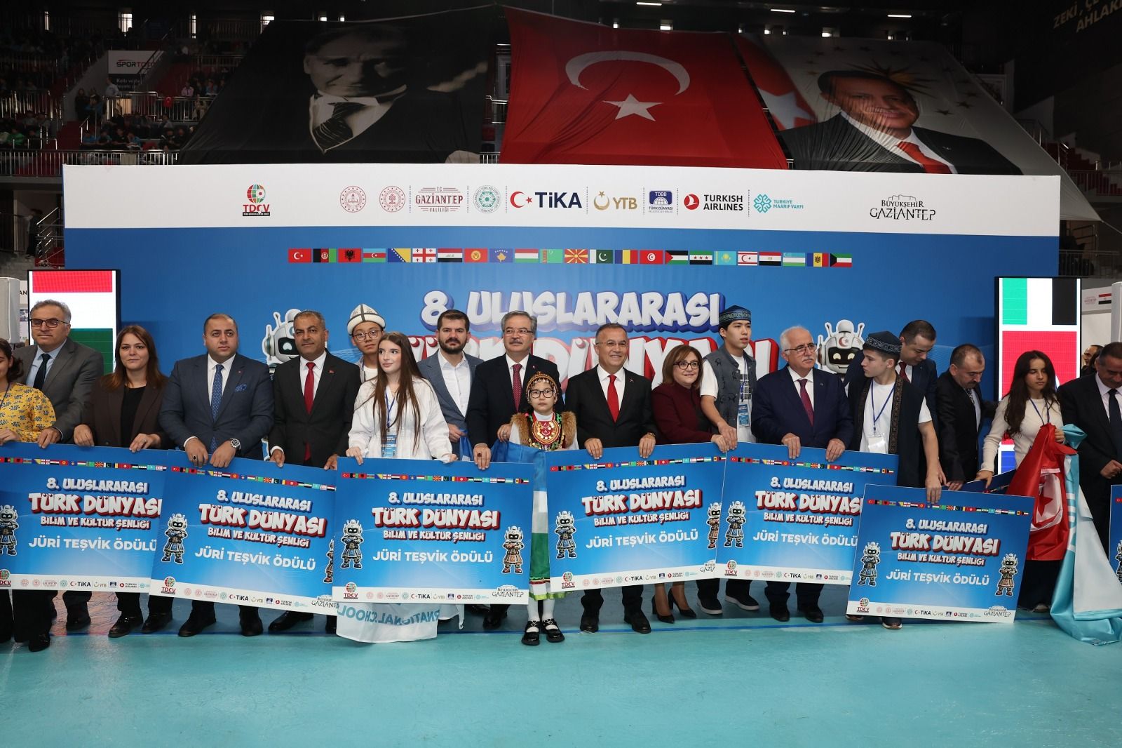 Türk Dünyasi (2)
